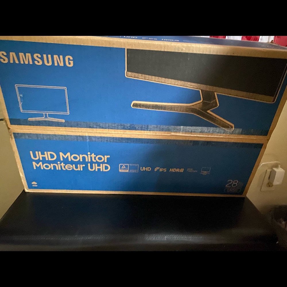 Samsung Monitor - Picture 2 of 5